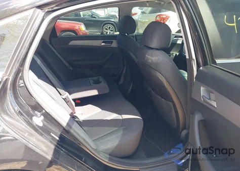 2019 Hyundai Sonata Se z USA, uszkodzony, nr VIN 5NPE24AFXKH760243